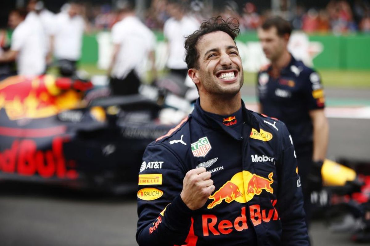 Ricciardo pips Verstappen to Mexican Grand Prix Pole